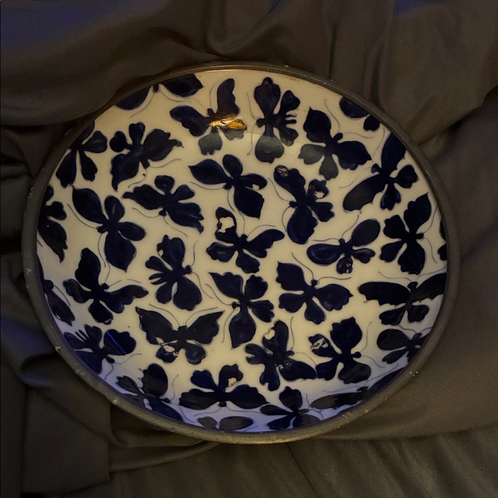 Neiman Marcus Hand Decorated Vintage Blue And White Plate Made In Hong Kong
